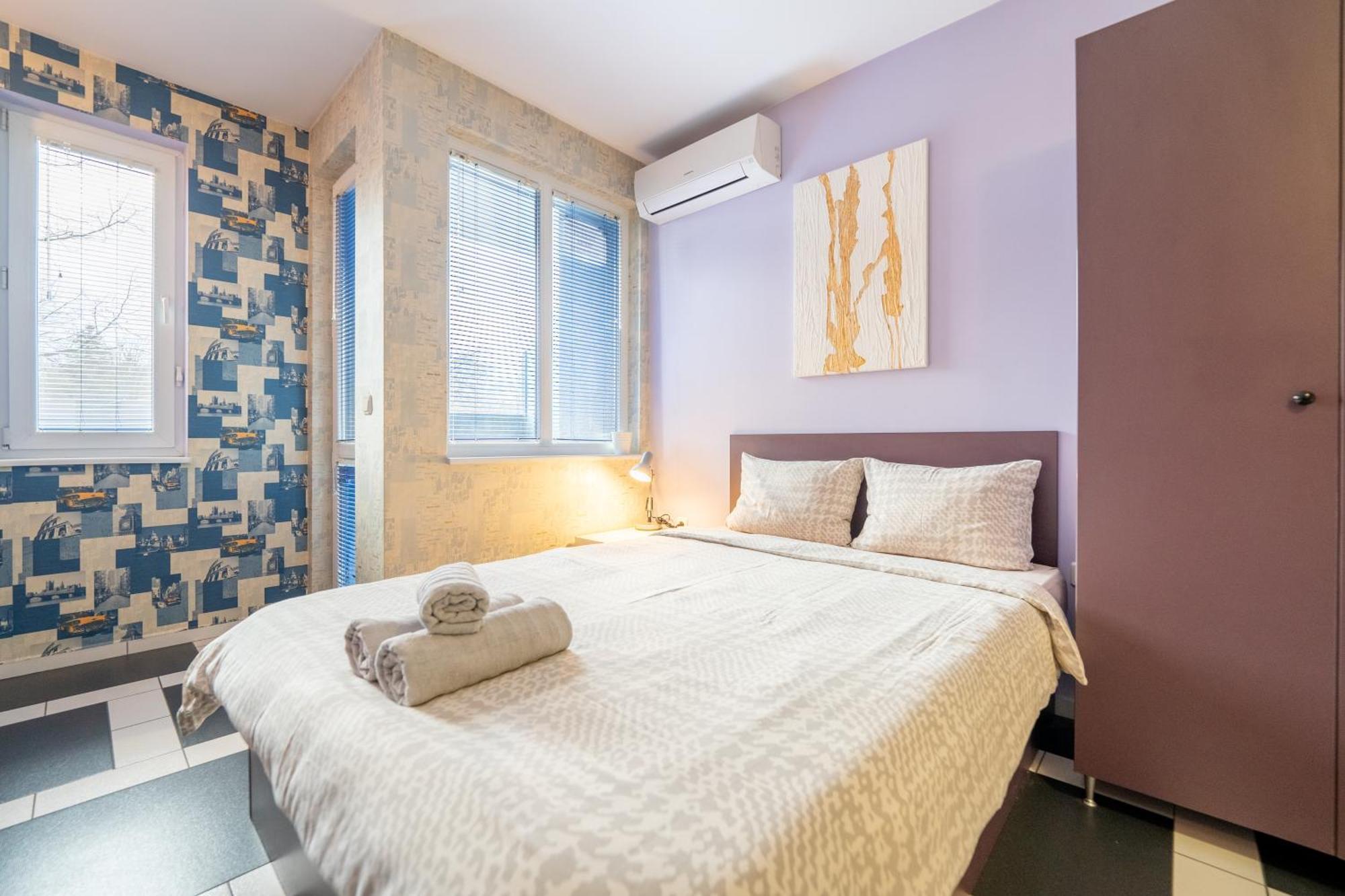 Spacious Apartment In The Heart Of Studentski Grad София Екстериор снимка