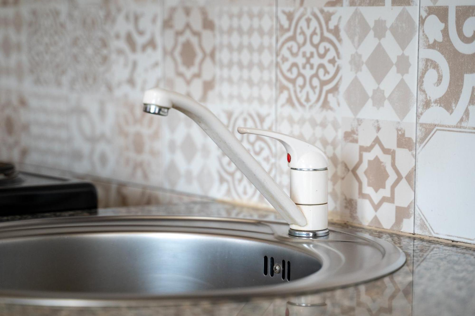 Spacious Apartment In The Heart Of Studentski Grad София Екстериор снимка
